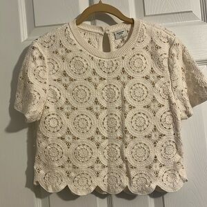 Abercrombie & Fitch
Crochet-Style Mosaic Tile Tee